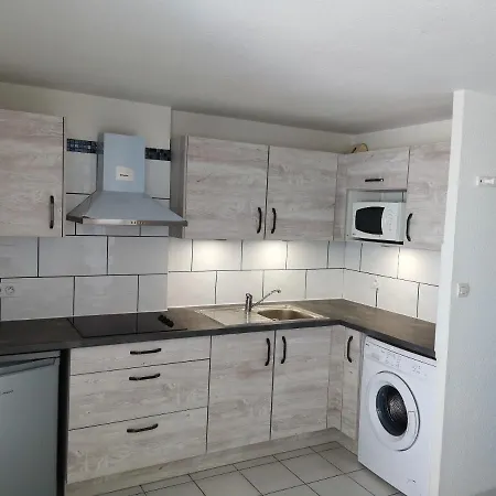 Appartamento De 2 Chambres A Avec Piscine Partagee A 1 Km De La Plage *