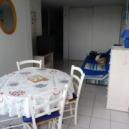 Appartamento De 2 Chambres A Avec Piscine Partagee A 1 Km De La Plage